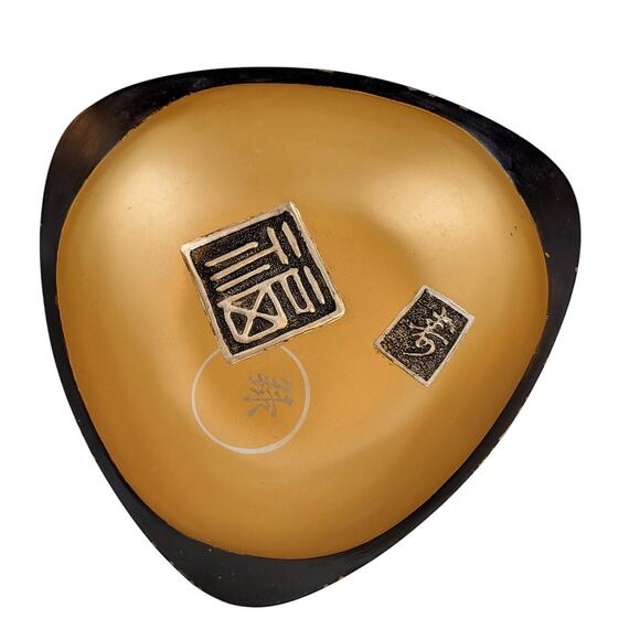 Fred Roberts Japan Mid Century Black Gold Bowl Triangle Dish Asian Symbols - Picture 6 of 10